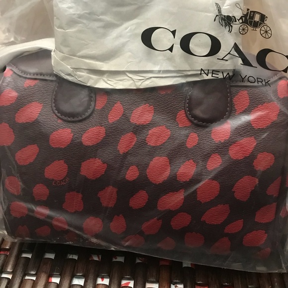 Coach purse - Picture 4 of 6